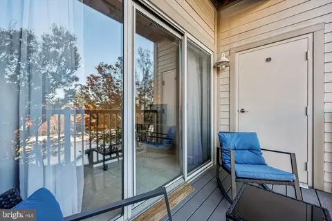 Exterior - 8045 Newell St #215, Silver Spring, MD 20910 photo 1 of 5