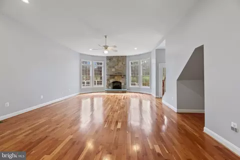 Living - 16909 Harbour Town Dr, Ashton, MD 20861 photo 4 of 13