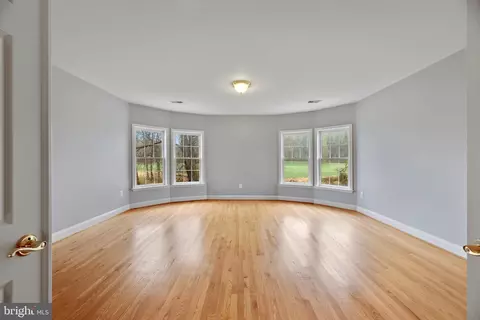 Bedroom - 16909 Harbour Town Dr, Ashton, MD 20861 photo 2 of 6