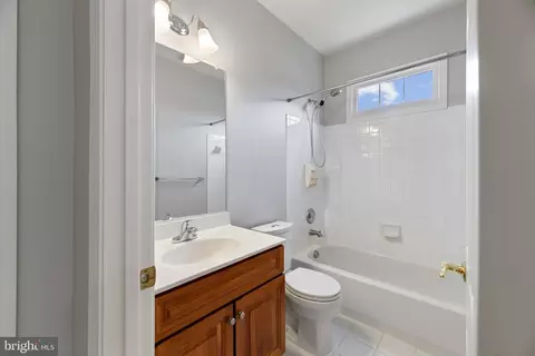 Bath - 16909 Harbour Town Dr, Ashton, MD 20861 photo 8 of 8