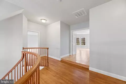 Entry Way - 16909 Harbour Town Dr, Ashton, MD 20861 photo 6 of 8