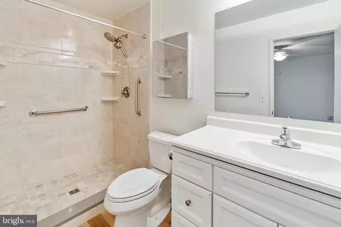 3638 Edelmar Ter #123-B, Silver Spring, MD 20906 photo 14