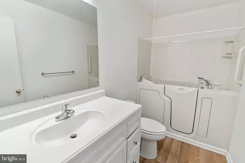 3638 Edelmar Ter #123-B, Silver Spring, MD 20906 photo 11