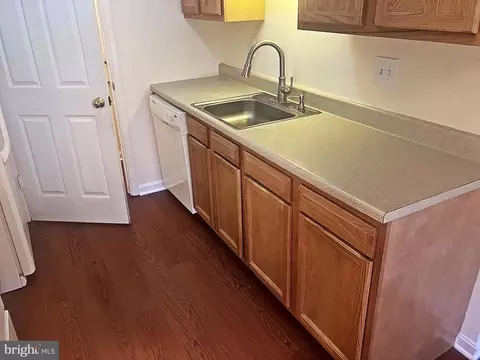 Kitchen - 14909 Cleese Ct #4CA, Silver Spring, MD 20906 photo 4 of 7