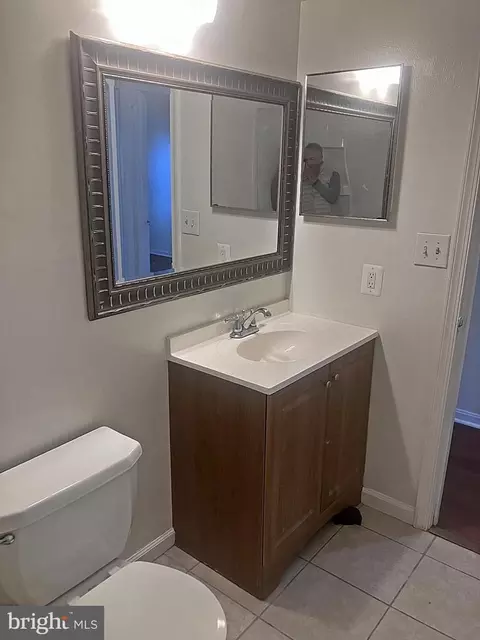 Bath - 14909 Cleese Ct #4CA, Silver Spring, MD 20906 photo 2 of 7