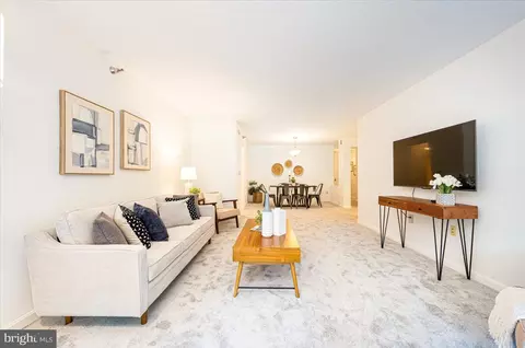 Living - 14805 Pennfield Cir #201, Silver Spring, MD 20906 photo 1 of 4