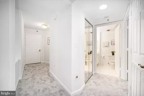Entry Way - 14805 Pennfield Cir #201, Silver Spring, MD 20906 photo 1 of 4