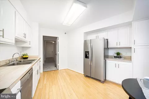 Kitchen - 14805 Pennfield Cir #201, Silver Spring, MD 20906 photo 2 of 4
