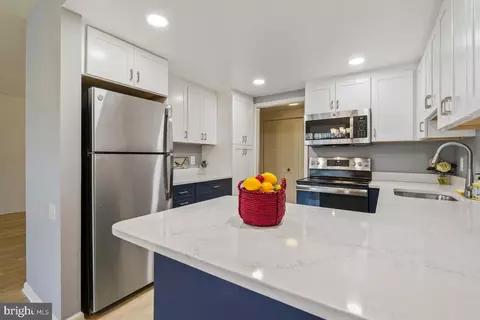 3362 Gleneagles Dr #71-1D, Silver Spring, MD 20906 photo 3