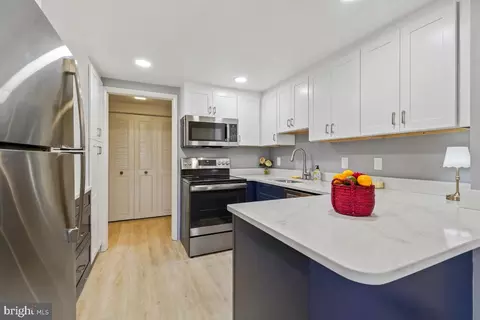 3362 Gleneagles Dr #71-1D, Silver Spring, MD 20906