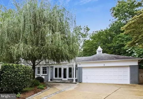 6 Spring Hill Ct, Chevy Chase, MD 20815