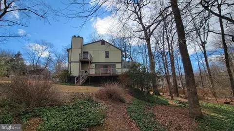 Exterior - 14816 Stonegate Ter, Silver Spring, MD 20905 photo 6 of 14