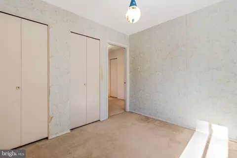 Bedroom - 14816 Stonegate Ter, Silver Spring, MD 20905 photo 5 of 12