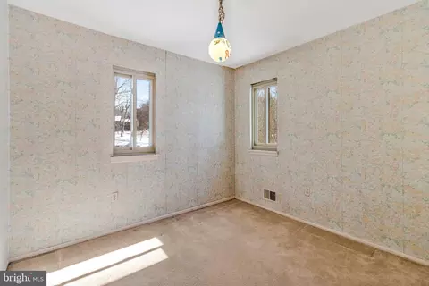 Bedroom - 14816 Stonegate Ter, Silver Spring, MD 20905 photo 6 of 12