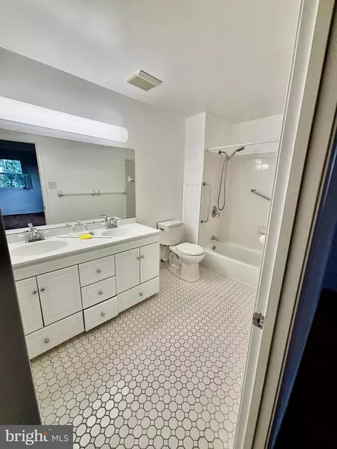 2811 Calverton Blvd, Silver Spring, MD 20904 photo 30