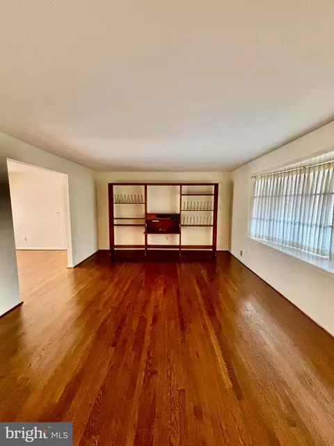 2811 Calverton Blvd, Silver Spring, MD 20904 photo 4