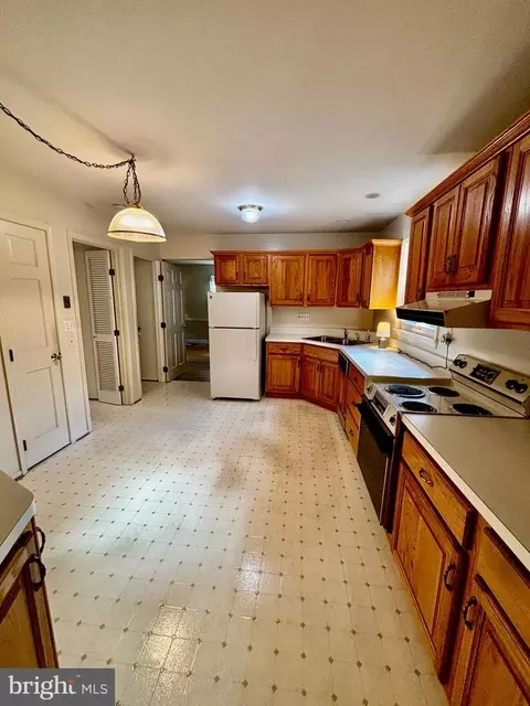 2811 Calverton Blvd, Silver Spring, MD 20904 photo 9