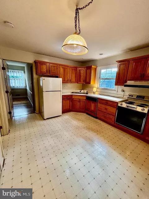2811 Calverton Blvd, Silver Spring, MD 20904 photo 8