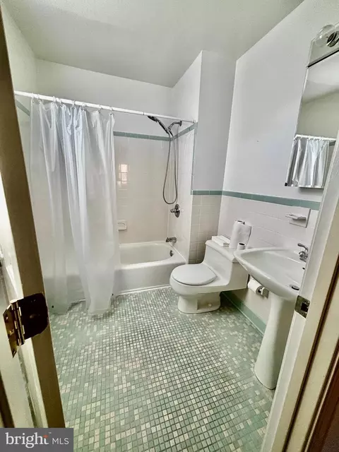 2811 Calverton Blvd, Silver Spring, MD 20904 photo 18