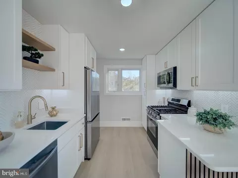 Kitchen - 2906 Radius Rd, Silver Spring, MD 20902 photo 2 of 5
