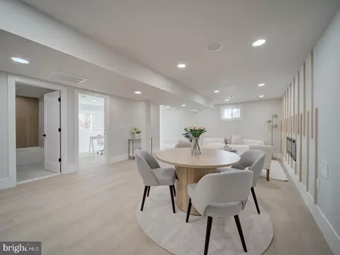 Dining - 2906 Radius Rd, Silver Spring, MD 20902 photo 4 of 5