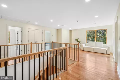 Entry Way - 110 Geneva, Silver Spring, MD 20910 photo 2 of 8