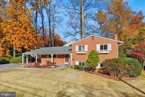 2031 Henderson Ave, Silver Spring, MD 20902 photo 2