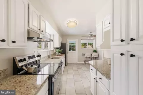 2031 Henderson Ave, Silver Spring, MD 20902 photo 13