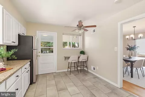 2031 Henderson Ave, Silver Spring, MD 20902 photo 9