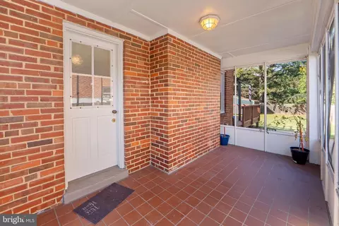 2405 Homestead Dr, Silver Spring, MD 20902 photo 36
