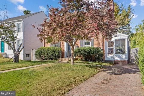 2405 Homestead Dr, Silver Spring, MD 20902 photo 3