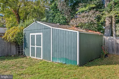 2405 Homestead Dr, Silver Spring, MD 20902 photo 38