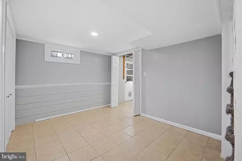 2405 Homestead Dr, Silver Spring, MD 20902 photo 31