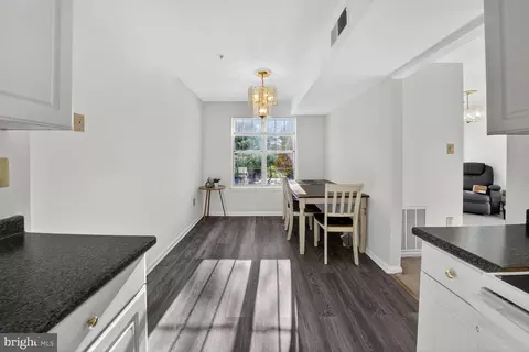 Dining - 14901 Mckisson Ct #7CC, Silver Spring, MD 20906 photo 1 of 1
