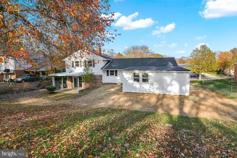 2909 Shanandale Dr, Silver Spring, MD 20904 photo 4