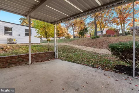 2909 Shanandale Dr, Silver Spring, MD 20904 photo 8