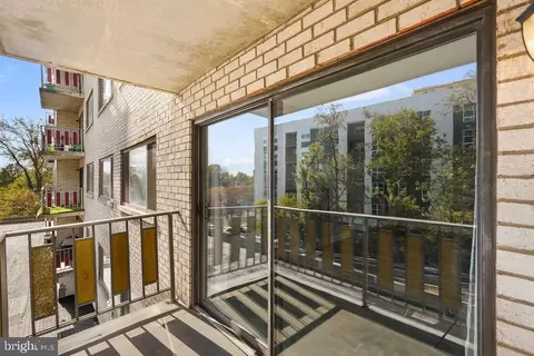 Exterior - 8830 Piney Branch Rd #307, Silver Spring, MD 20903 photo 2 of 3