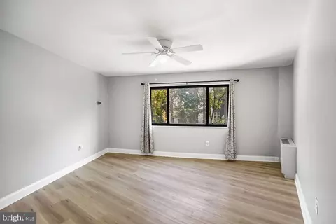 Living - 8830 Piney Branch Rd #307, Silver Spring, MD 20903 photo 5 of 5