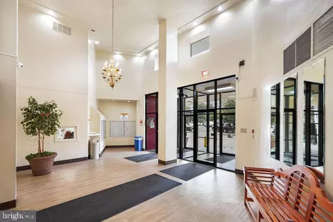 Entry Way - 8830 Piney Branch Rd #307, Silver Spring, MD 20903 photo 3 of 4