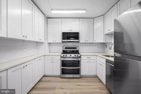 8830 Piney Branch Rd #307, Silver Spring, MD 20903
