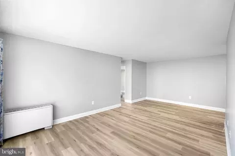 Living - 8830 Piney Branch Rd #307, Silver Spring, MD 20903 photo 3 of 5