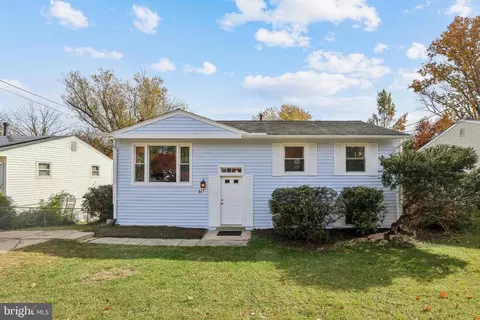 617 Denham Rd, Rockville, MD 20851