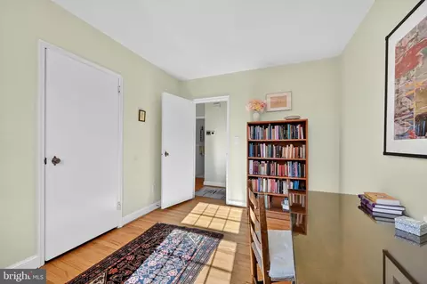 402 Hinsdale Ct, Silver Spring, MD 20901 photo 11