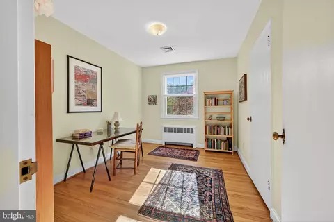 402 Hinsdale Ct, Silver Spring, MD 20901 photo 10