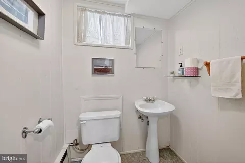 402 Hinsdale Ct, Silver Spring, MD 20901 photo 24