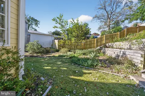 402 Hinsdale Ct, Silver Spring, MD 20901 photo 28