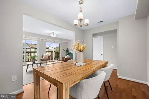 2480 Sun Valley Cir #8-D, Silver Spring, MD 20906 photo 14