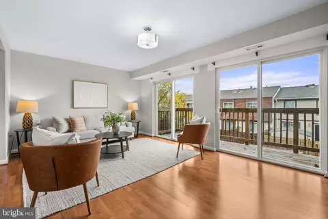 2480 Sun Valley Cir #8-D, Silver Spring, MD 20906 photo 16