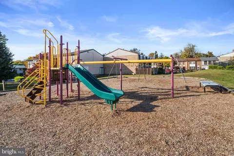 2480 Sun Valley Cir #8-D, Silver Spring, MD 20906 photo 40