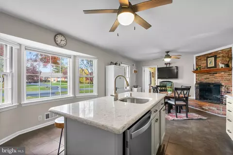 Kitchen - 14530 Sturtevant Rd, Silver Spring, MD 20905 photo 4 of 4